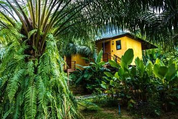 Anurak Community Lodge Пханом Экстерьер фото